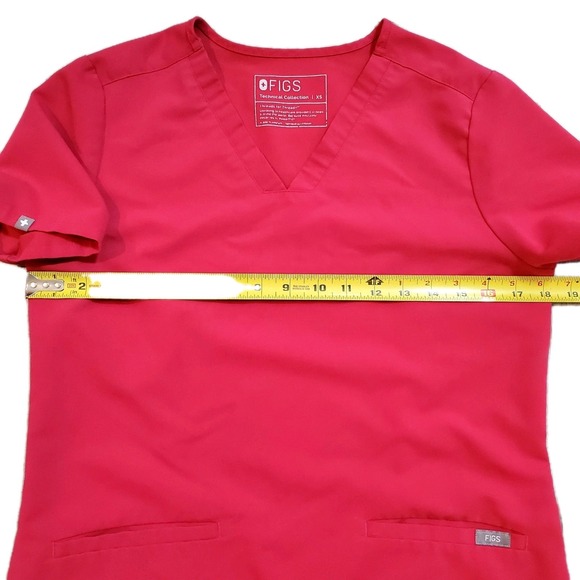 FIGS Women's XS Casma V-Neck Scrub Top Ultra Rose PO#2926 2928 3 Pocket - Picture 4 of 6